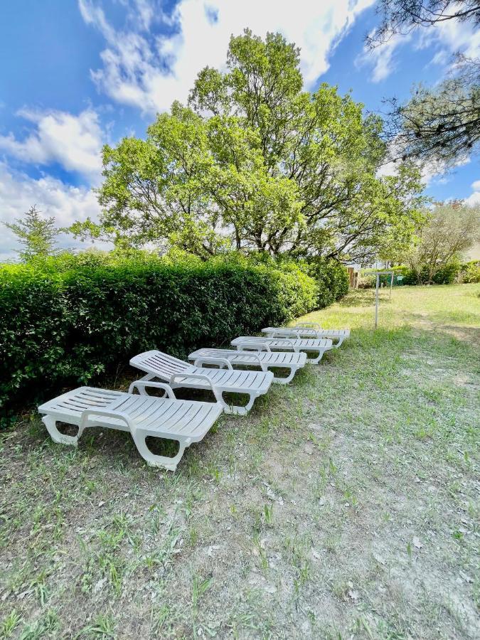 Maison En Provence Avec Piscine เลอโบสเซต์ ภายนอก รูปภาพ