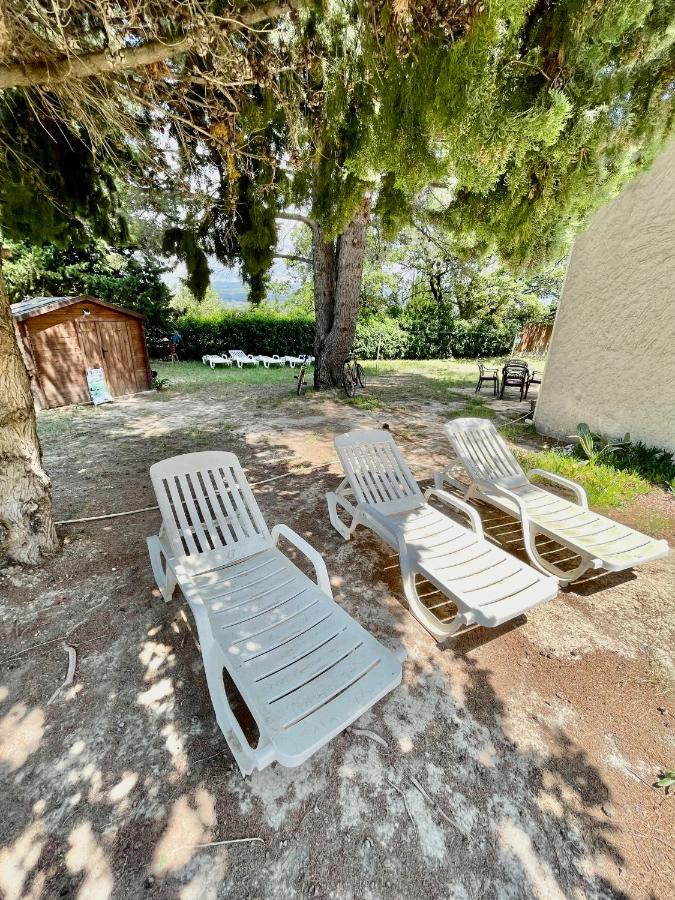 Maison En Provence Avec Piscine เลอโบสเซต์ ภายนอก รูปภาพ
