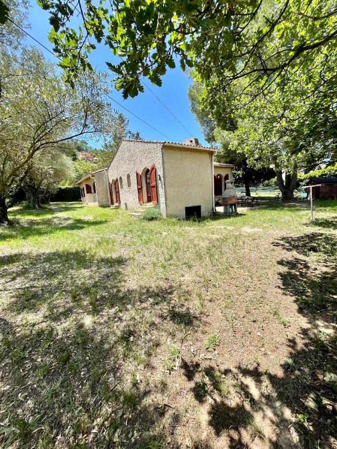Maison En Provence Avec Piscine เลอโบสเซต์ ภายนอก รูปภาพ